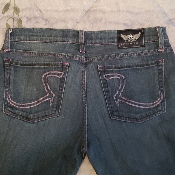 Rock & Republic light wash boot cut jeans - Picture 1 of 8